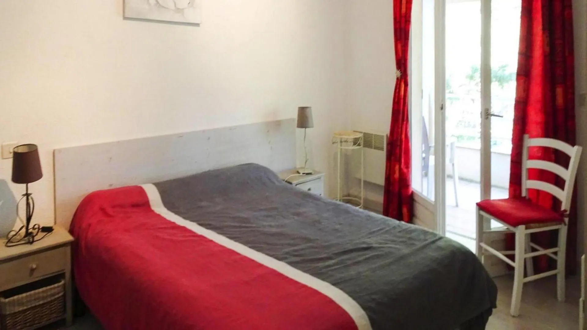 Holiday Home With Swimming Pool Vaison La Romaine  Vaison-la-Romaine